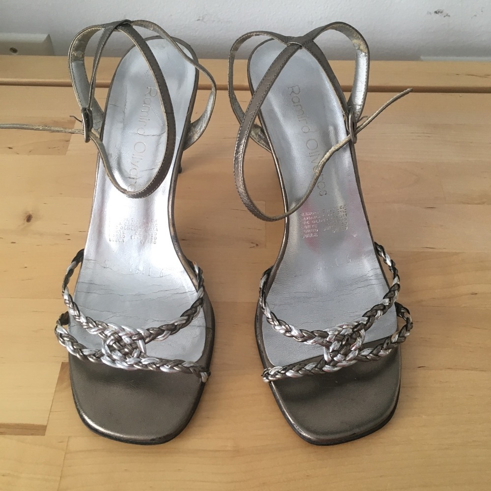 Ramiro Olivares leather sandals